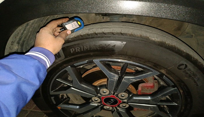 2019 KIA SELTOS GTX PLUS AT 1.5 DIESEL, Diesel, Automatic, 73,989 km, tyre