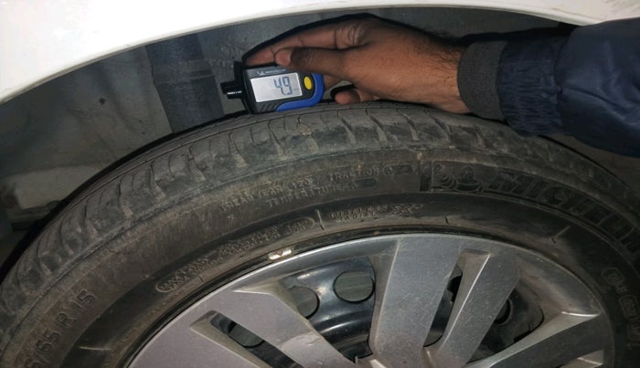 2015 Honda City 1.5L I-VTEC SV CVT, Petrol, Automatic, 1,03,493 km, tyre