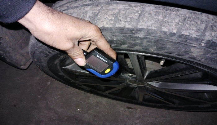 2017 Hyundai Tucson GLS 2WD AT DIESEL, Diesel, Automatic, 1,11,885 km, tyre