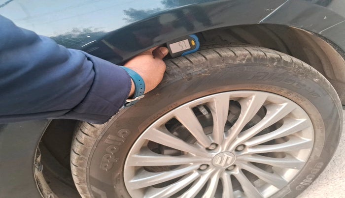 2018 Maruti Ciaz ALPHA 1.4 PETROL, Petrol, Manual, 77,376 km, tyre