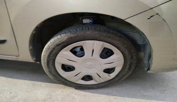 2013 Maruti Wagon R 1.0 VXI, Petrol, Manual, 39,819 km, tyre