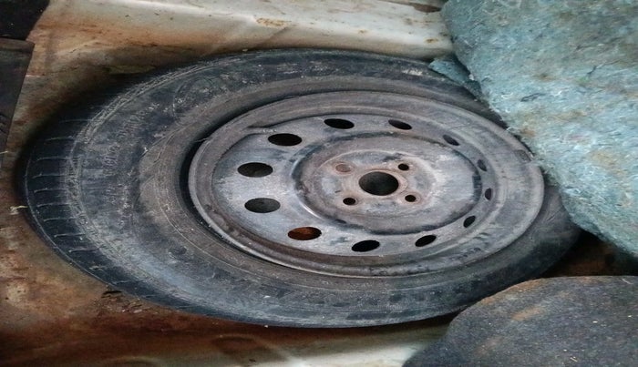 2011 Maruti Swift Dzire VXI, Petrol, Manual, 71,352 km, tyre