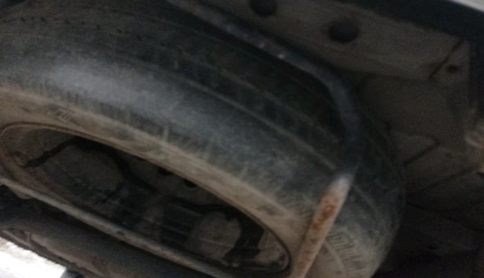 2014 Maruti Ertiga VDI, Diesel, Manual, 1,01,279 km, tyre