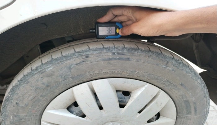 2021 Maruti Alto LXI CNG, Petrol, Manual, 36,353 km, tyre