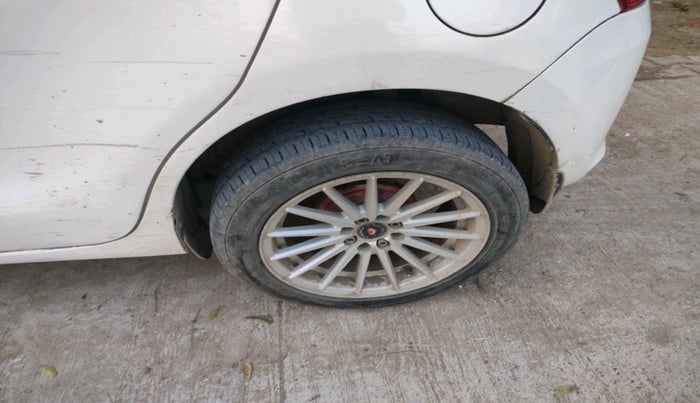 2019 Maruti Swift VDI, Diesel, Manual, 1,40,527 km, tyre