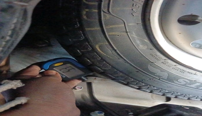 2012 Maruti Wagon R 1.0 LXI CNG, Petrol, Manual, 89,163 km, tyre