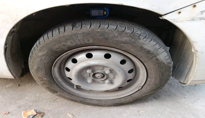 2012 Maruti Wagon R 1.0 LXI CNG, Petrol, Manual, 89,163 km, tyre