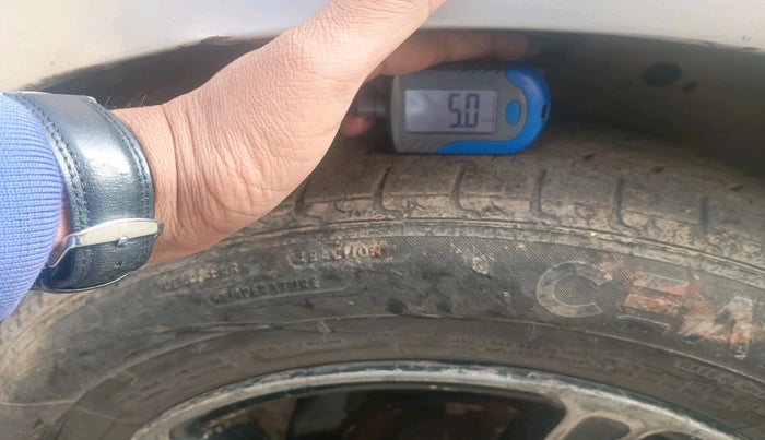 2011 Maruti Wagon R 1.0 VXI, Petrol, Manual, 91,656 km, tyre