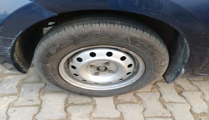 2019 Maruti Swift VDI, Diesel, Manual, 77,401 km, tyre