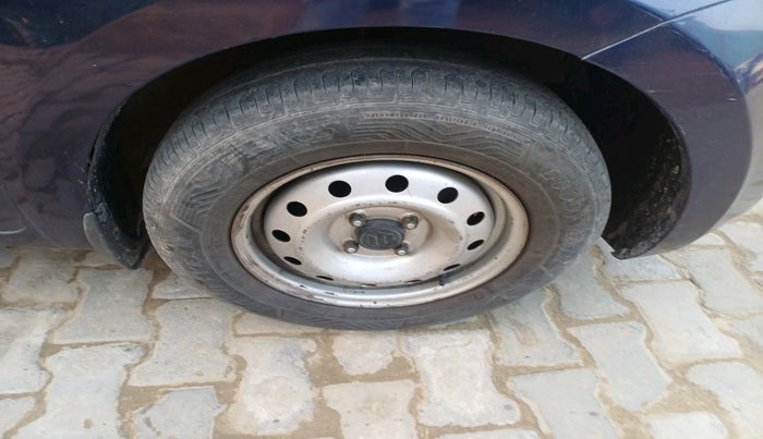 2019 Maruti Swift VDI, Diesel, Manual, 77,401 km, tyre