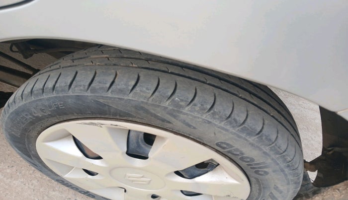 2013 Maruti Alto K10 VXI, Petrol, Manual, 1,10,187 km, tyre