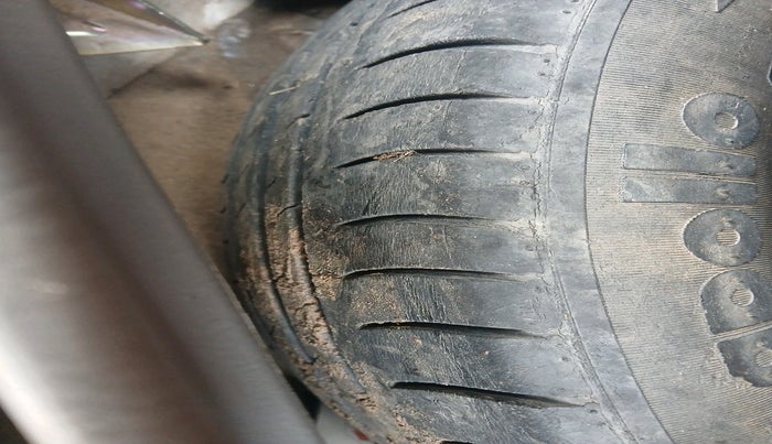 2013 Maruti Alto K10 VXI, Petrol, Manual, 1,10,187 km, tyre