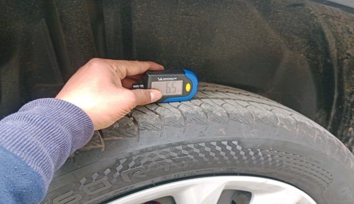 2024 Maruti Grand Vitara DELTA SMART HYBRID, Petrol, Manual, 17,816 km, tyre