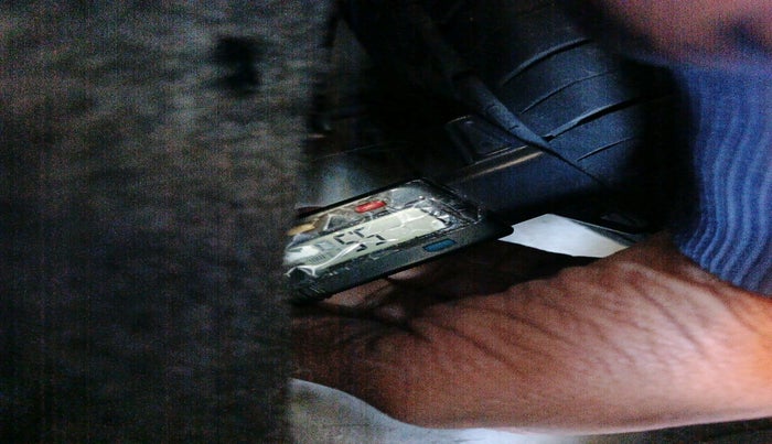 2012 Maruti Alto LXI CNG, Petrol, Manual, 1,30,482 km, tyre