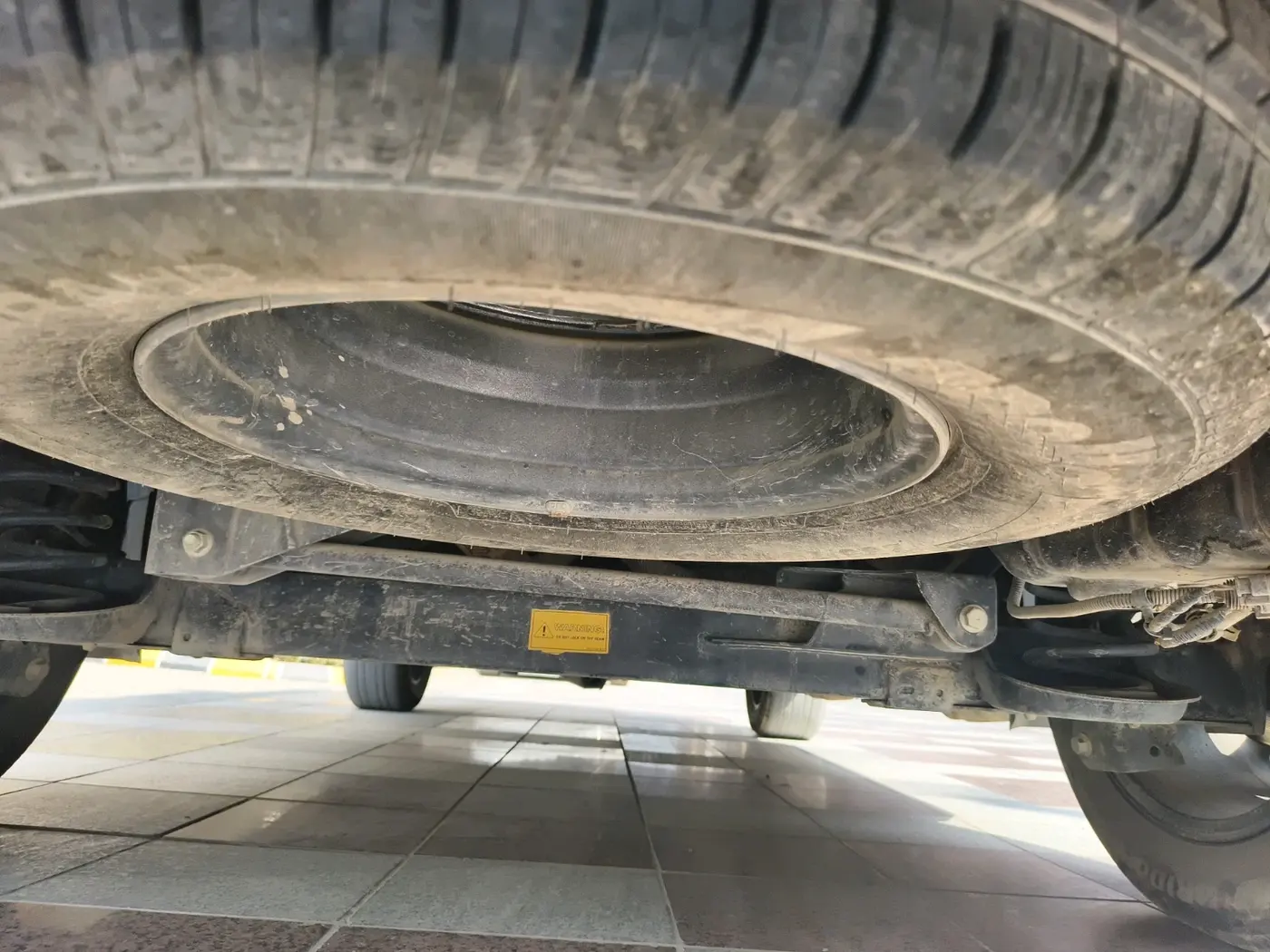 2022 Tata Safari XZ PLUS, Diesel, Manual, 76,084 km, tyre