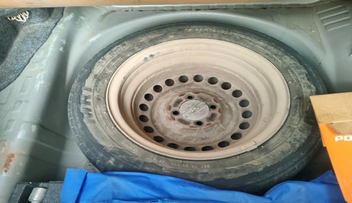 2016 Honda Amaze 1.2L I-VTEC SX, Petrol, Manual, 39,000 km, tyre