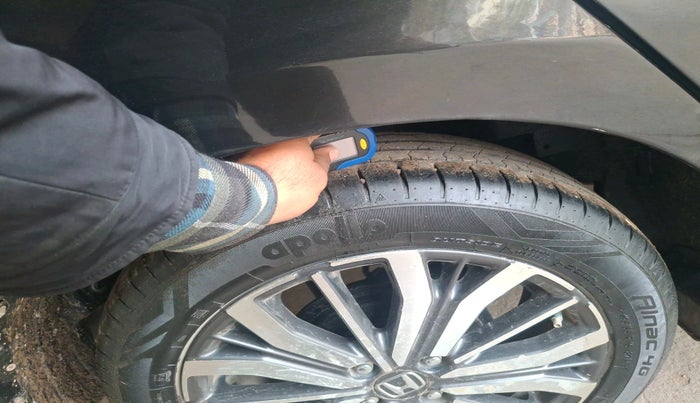 2017 Honda City 1.5L I-VTEC VX, Petrol, Manual, 90,043 km, tyre