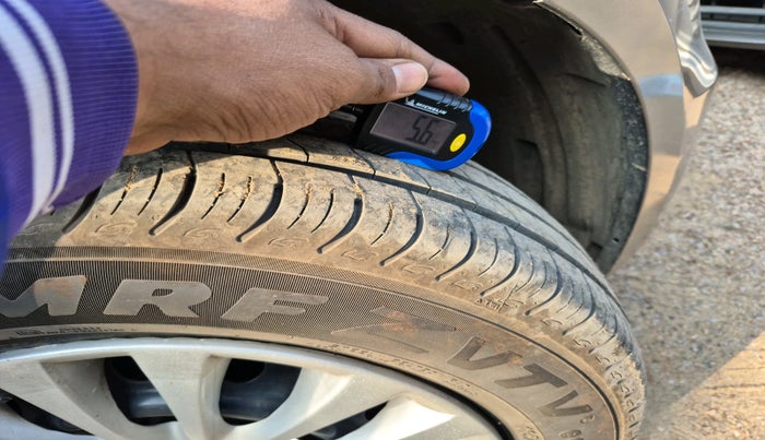 2017 Maruti Ciaz DELTA DIESEL 1.3, Diesel, Manual, 97,920 km, tyre