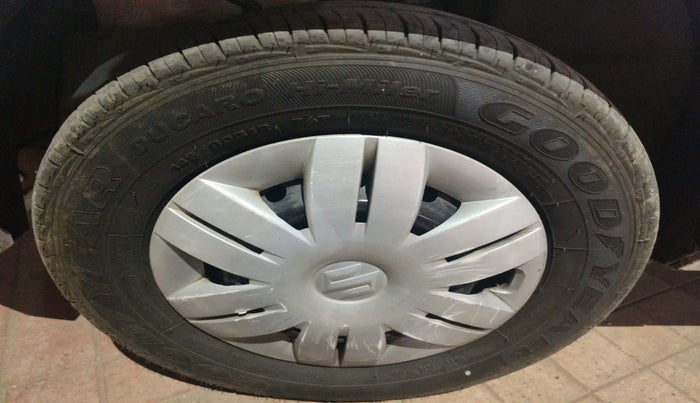 2020 Maruti Alto LXI, Petrol, Manual, 52,896 km, tyre