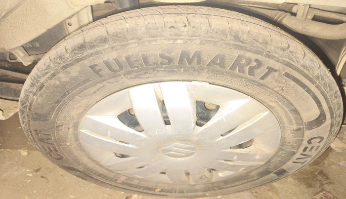 2020 Maruti Alto LXI, Petrol, Manual, 52,896 km, tyre