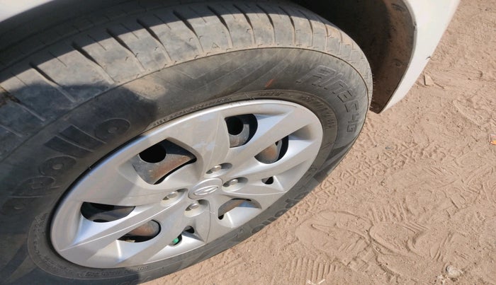 2016 Hyundai Elite i20 MAGNA 1.2, Petrol, Manual, 81,023 km, tyre