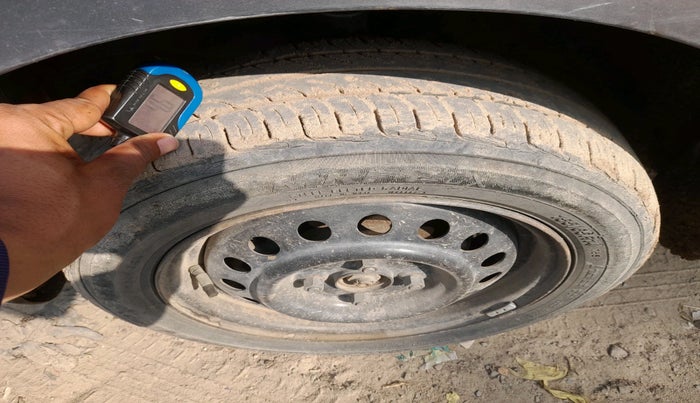 2011 Maruti Wagon R 1.0 VXI, Petrol, Manual, 66,900 km, tyre