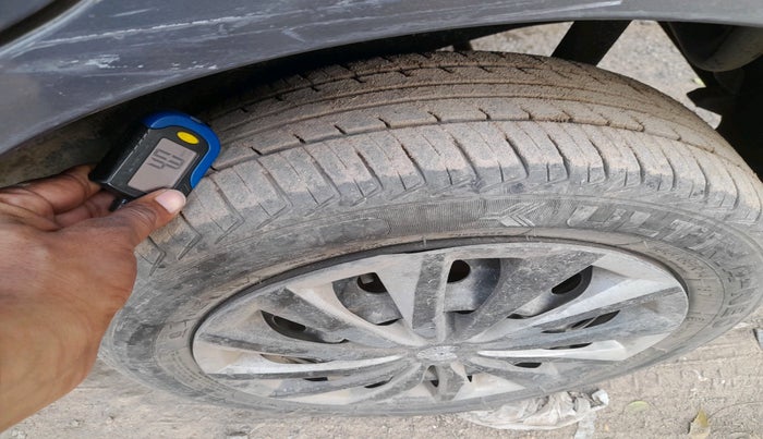 2011 Maruti Wagon R 1.0 VXI, Petrol, Manual, 66,900 km, tyre