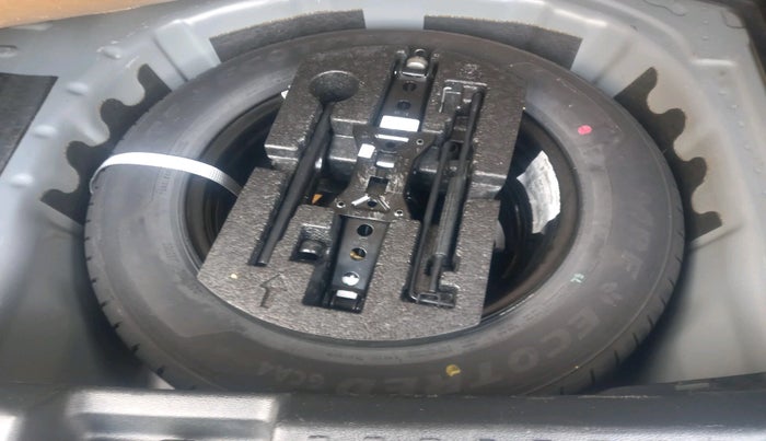 2023 Skoda KUSHAQ AMBITION 1.0L TSI MT, Petrol, Manual, 38,514 km, tyre