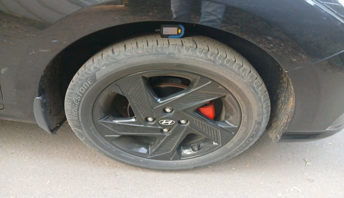 2021 Hyundai Verna SX 1.5 VTVT, Petrol, Manual, 21,361 km, tyre