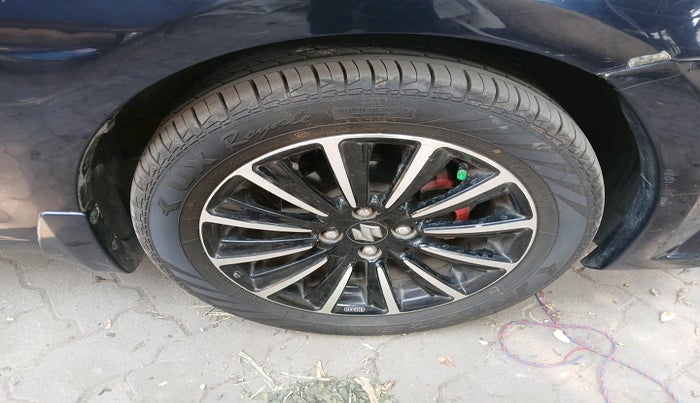 2018 Maruti Ciaz ALPHA 1.5 SHVS PETROL, Petrol, Manual, 38,159 km, tyre