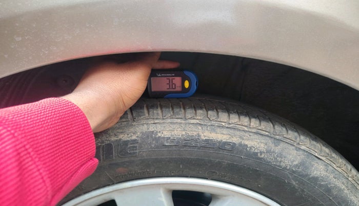 2012 Hyundai i20 ASTA 1.4 CRDI, Diesel, Manual, 80,856 km, tyre