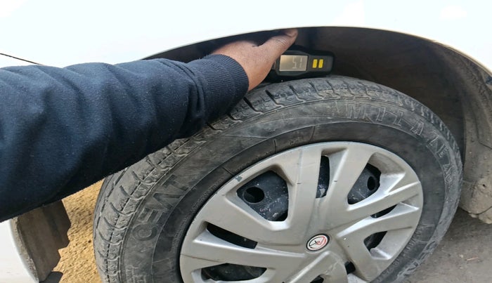 2018 Maruti Wagon R 1.0 LXI CNG, Petrol, Manual, 51,132 km, tyre