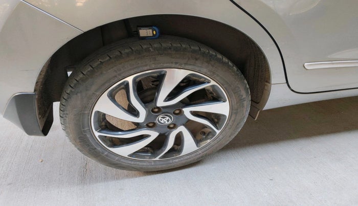 2019 Toyota Glanza G, Petrol, Manual, 33,916 km, tyre