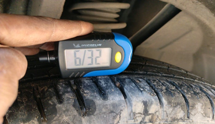 2021 Nissan MAGNITE XL, Petrol, Manual, 89,607 km, tyre