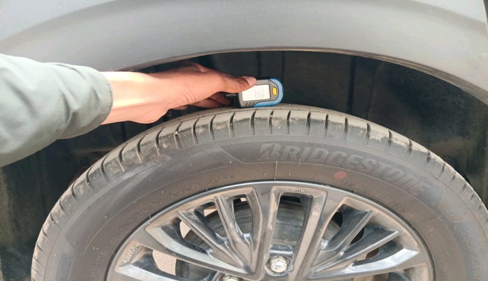 2020 Maruti XL6 ZETA MT, Petrol, Manual, 51,719 km, tyre