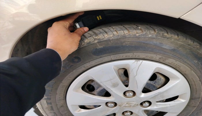 2011 Hyundai i10 MAGNA 1.2, Petrol, Manual, 37,842 km, tyre