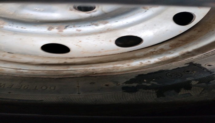 2017 Maruti Wagon R 1.0 LXI CNG, Petrol, Manual, 89,210 km, tyre