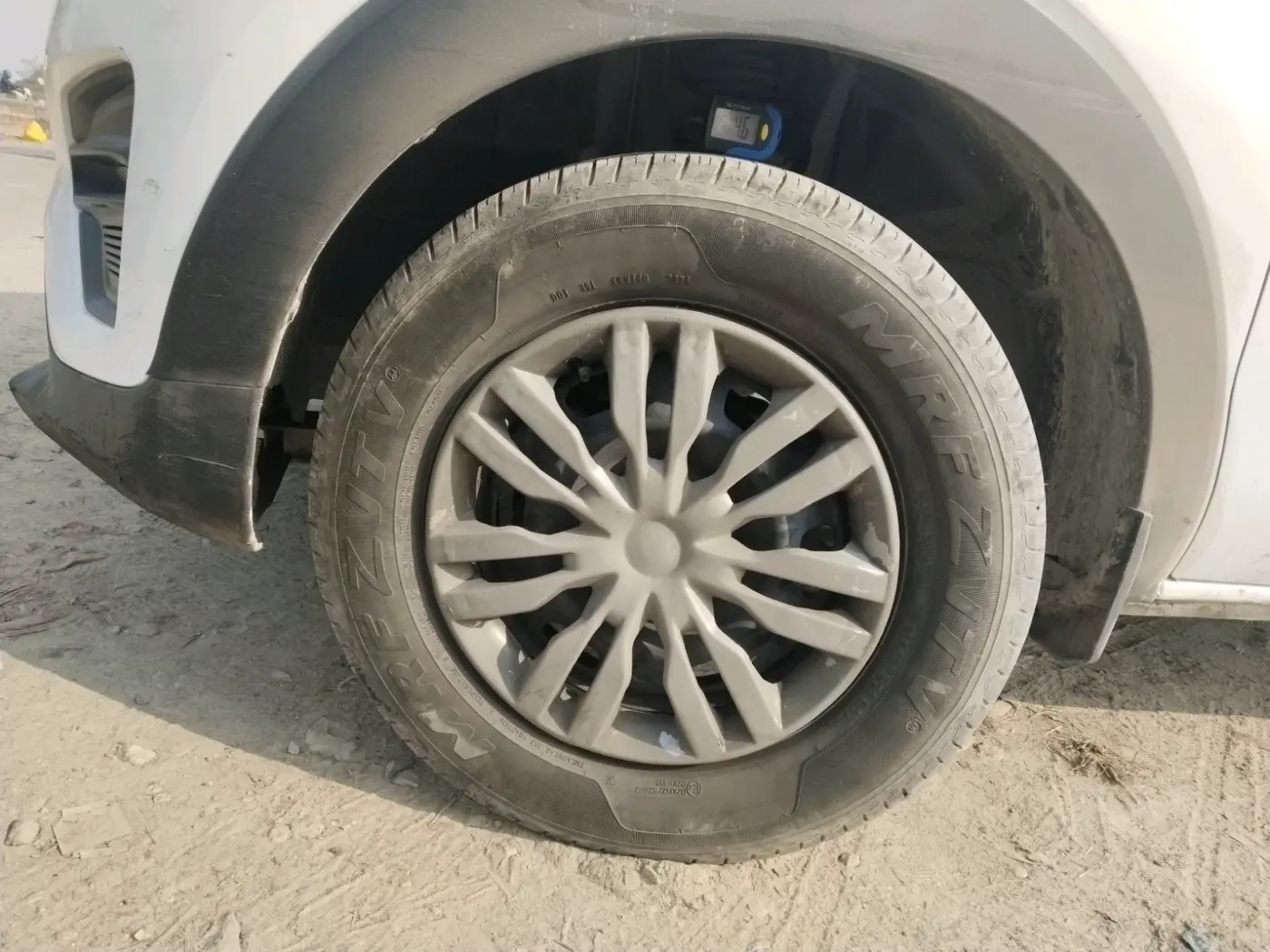 2024 Renault TRIBER RXE MT, CNG, Manual, 41,268 km, tyre