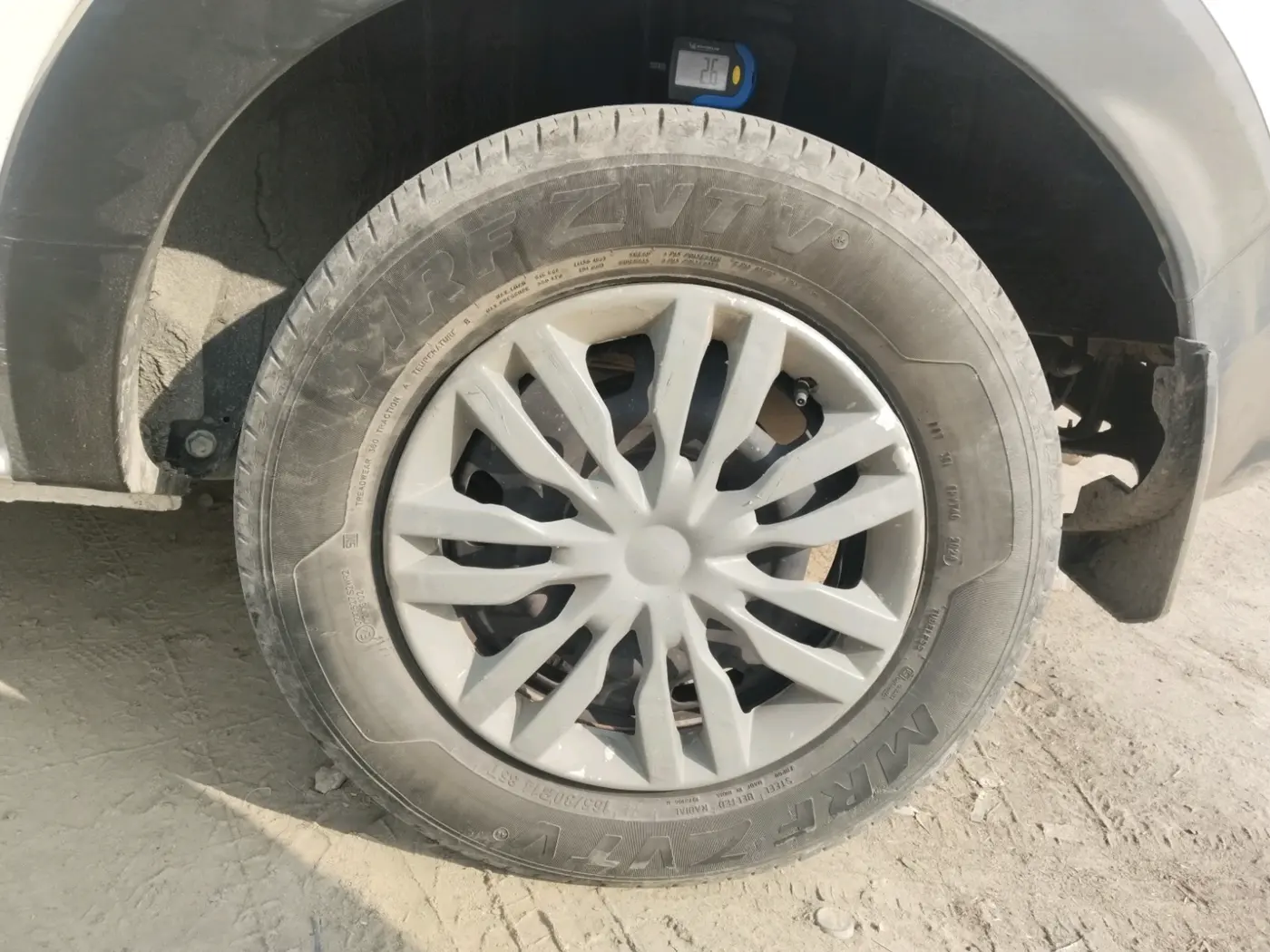 2024 Renault TRIBER RXE MT, CNG, Manual, 41,268 km, tyre
