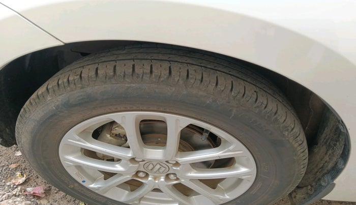 2023 Maruti Swift ZXI, Petrol, Manual, 35,764 km, tyre