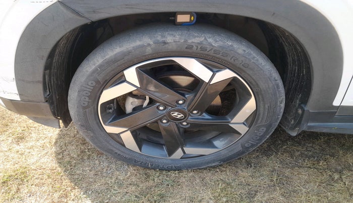 2021 Hyundai ALCAZAR 1.5 SIGNATURE (O) AT 6STR DUAL TONE, Diesel, Automatic, 72,719 km, tyre