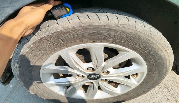 2019 Hyundai Creta SX 1.6 DIESEL, Diesel, Manual, 1,99,002 km, tyre