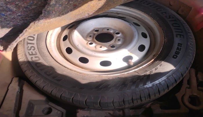 2018 Tata Tigor Buzz DIESEL, Diesel, Manual, 1,69,376 km, tyre