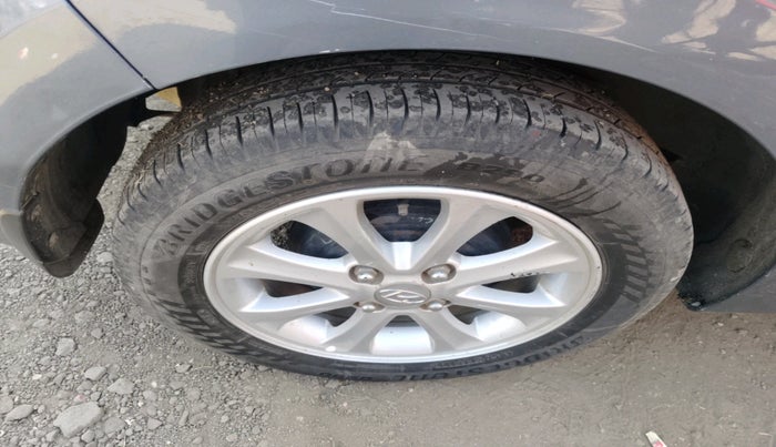 2015 Hyundai Grand i10 ASTA 1.2 KAPPA VTVT, Petrol, Manual, 50,859 km, tyre