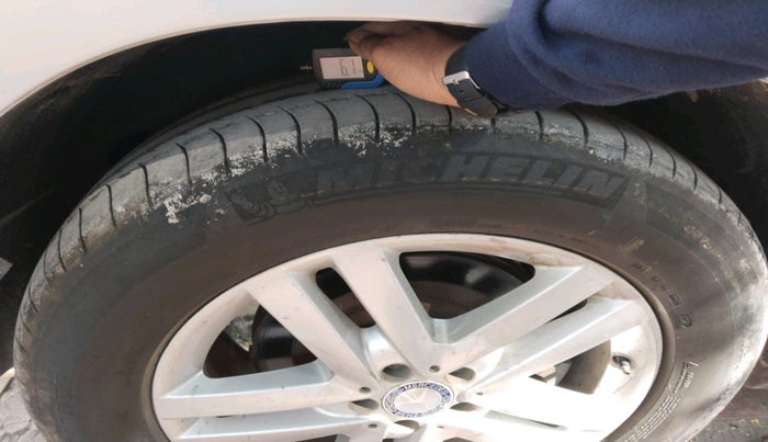 2013 Mercedes Benz GL Class 350 CDI 4Matic, Diesel, Automatic, 1,13,249 km, tyre