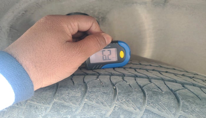 2023 Maruti Grand Vitara ALPHA SMART HYBRID, Petrol, Manual, 51,998 km, tyre