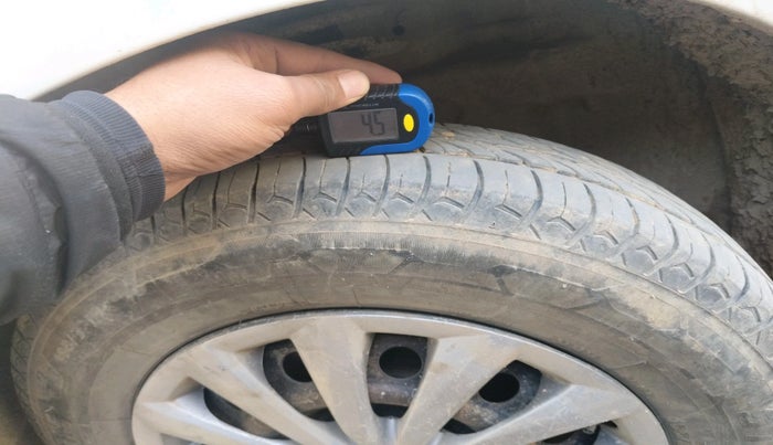 2014 Maruti Swift Dzire VDI, Diesel, Manual, 74,943 km, tyre