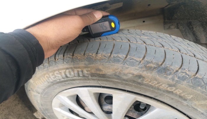 2014 Maruti Swift Dzire VDI, Diesel, Manual, 74,943 km, tyre