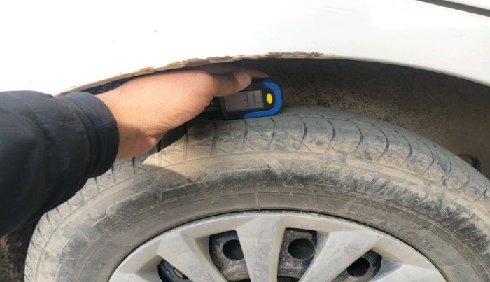 2014 Maruti Swift Dzire VDI, Diesel, Manual, 74,943 km, tyre