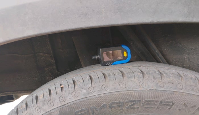 2020 Renault Kwid RXT 0.8, Petrol, Manual, 11,088 km, tyre